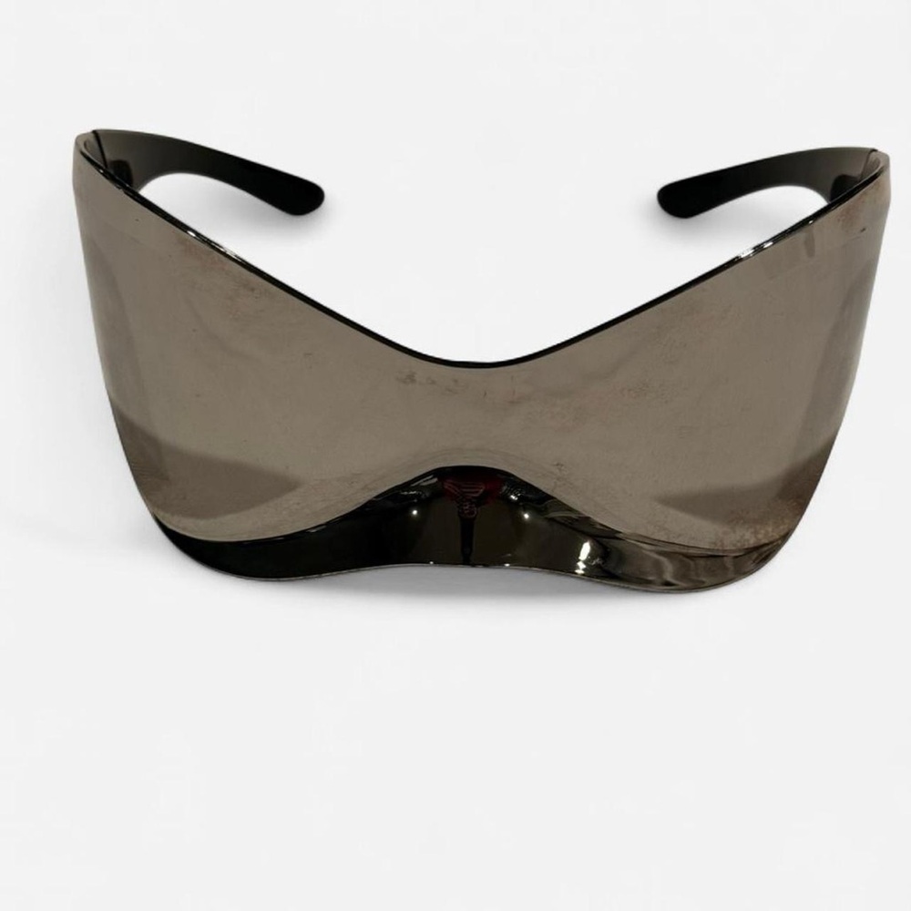 Stylish Black Visor Sunglasses